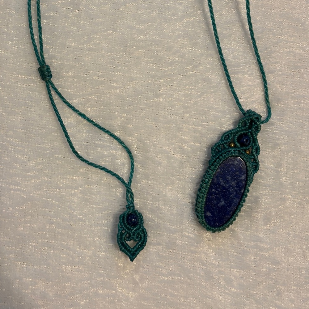 💙 Macrame Lapis Lazuli Pendant Necklace 💙